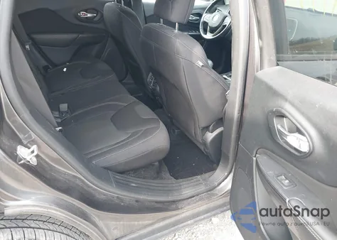 2015 Jeep Cherokee Latitude Altitude z USA, uszkodzony, nr VIN 1C4PJMCS7FW746063